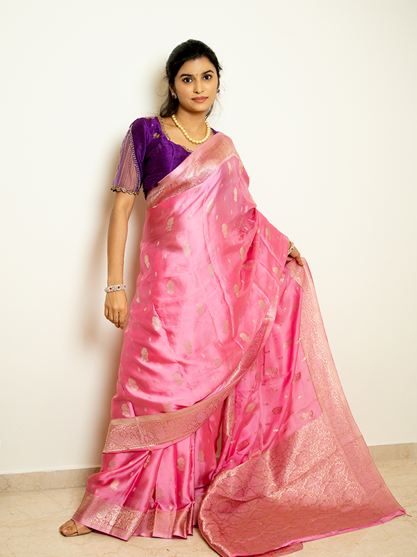 Pure Mashru Crepe Silk Saree - Single Flower - Image 5